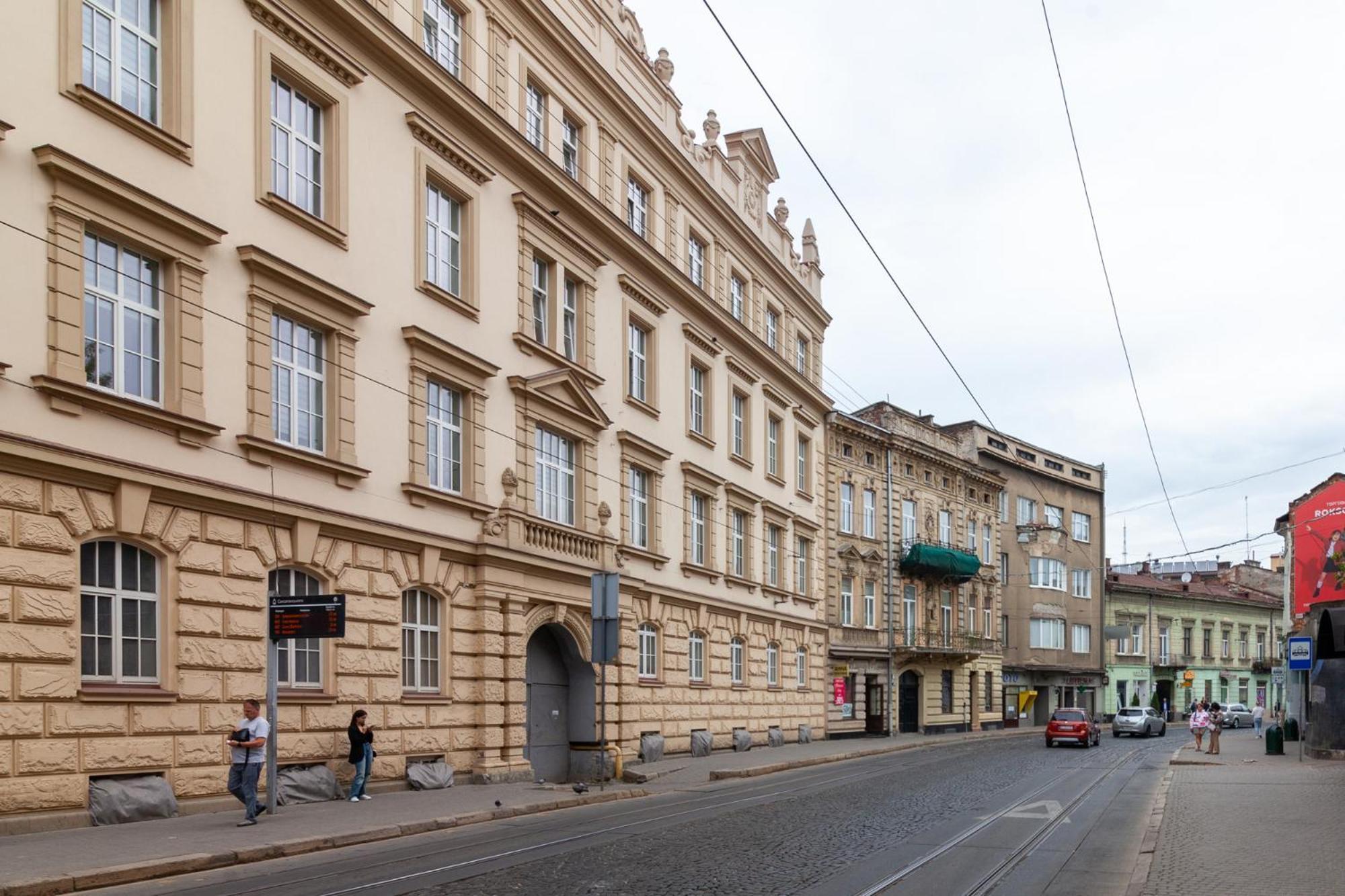 Royal Apartment On Franka 28 Львів Екстер'єр фото